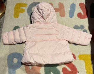 Abrigo rosa con capucha y pelo 12meses