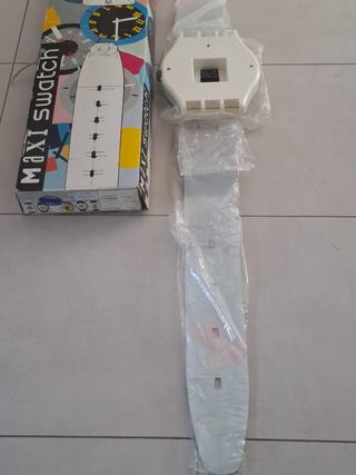 Swatch Maxi Hello Petula (MGW136)
