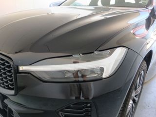 Volvo XC60 B4 2WD Plus Dark MHEV