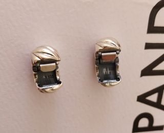 Lote 2 Charms Clips Pandora Plata.