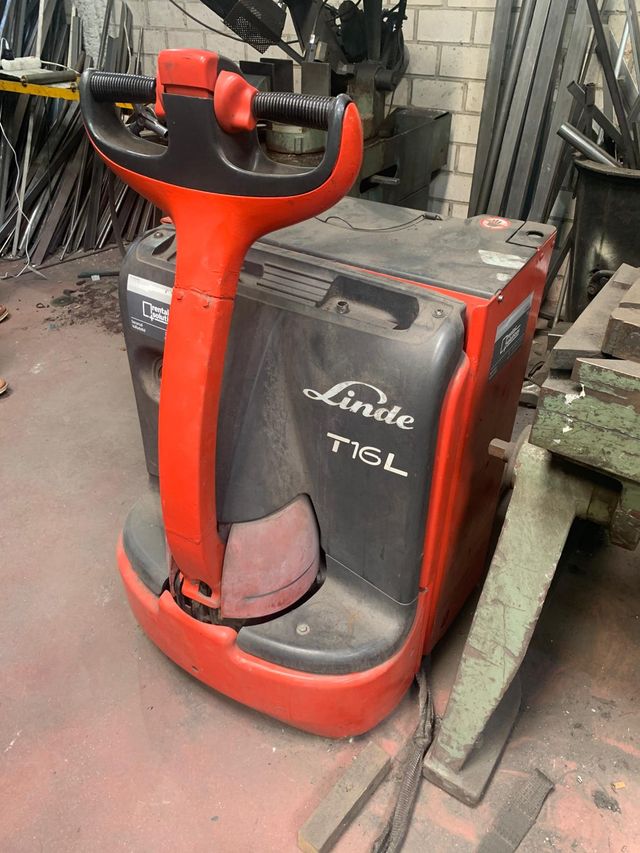 Apiladora eléctrica Linde hasta 1600 kg