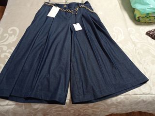 Zara Bermuda Larga Mujer .