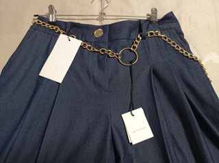 Zara Bermuda Larga Mujer .