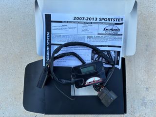 Centralita Fuelpak Vance & Hines Harley Sportster.