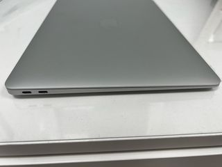MacBook Air Retina 13,3 16 Gb A1932 P
