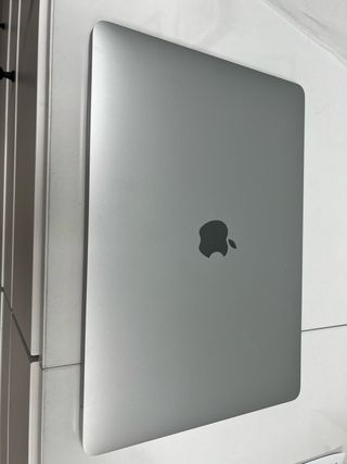 MacBook Air Retina 13,3 16 Gb A1932 P