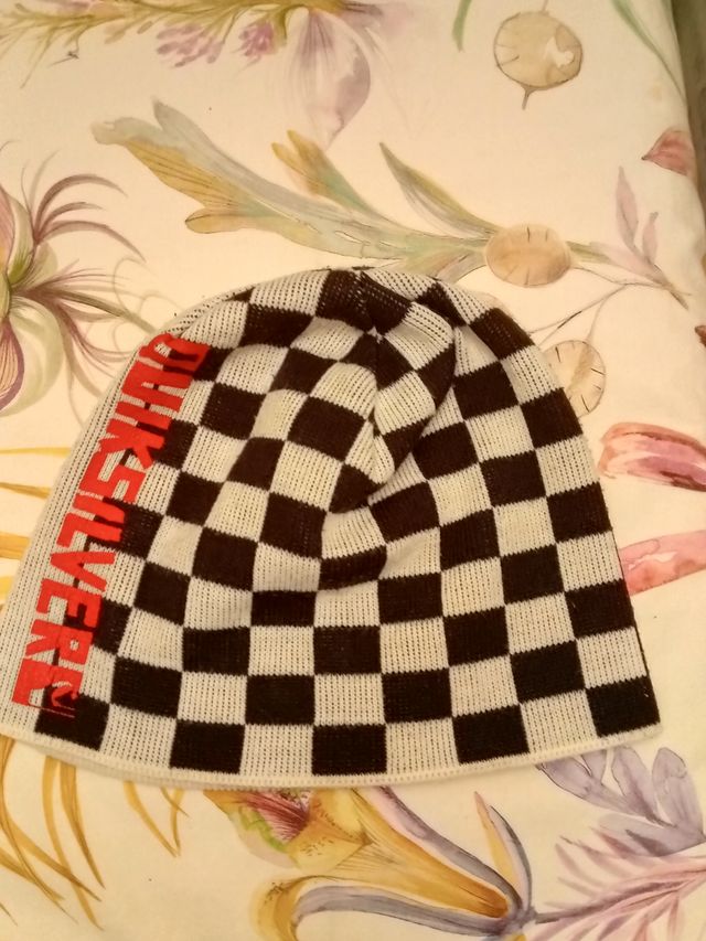 Gorro Quiksilver Cuadros Rojo