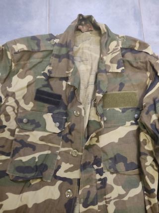Traje militar Mimetizado Talla L