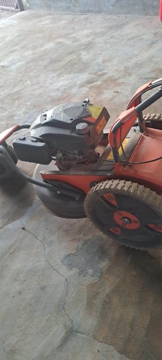 Desbrozadora Husqvarna