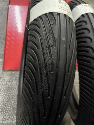 Neumáticos Pirelli Moto3 slicks de aga
