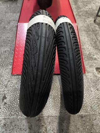 Neumáticos Pirelli Moto3 slicks de aga