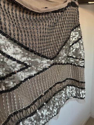 Falda corta lentejuelas plateadas