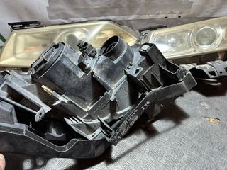 Faro Izquierdo Renault Megane II Fase 2 2006