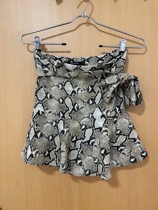 Falda pantalón serpiente Zara