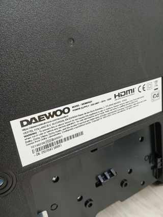 Daewoo 50 QLED Smart TV 4K HDR Televisor 