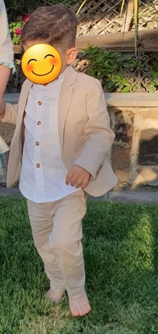 Traje de ceremonia para niño beige