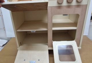 Cocinita de madera infantil