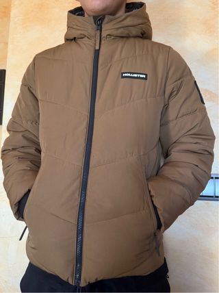 Abrigo Hollister Marrón