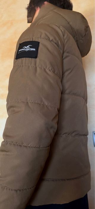 Abrigo Hollister Marrón