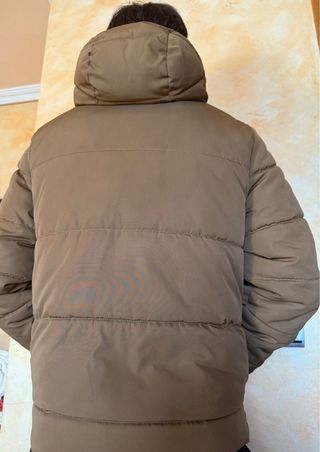 Abrigo Hollister Marrón