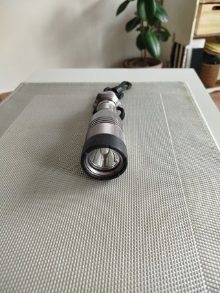Linterna de buceo profesional