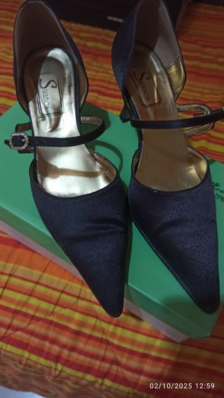 Zapatos de tacón Suances negros