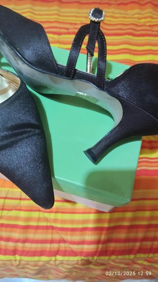 Zapatos de tacón Suances negros