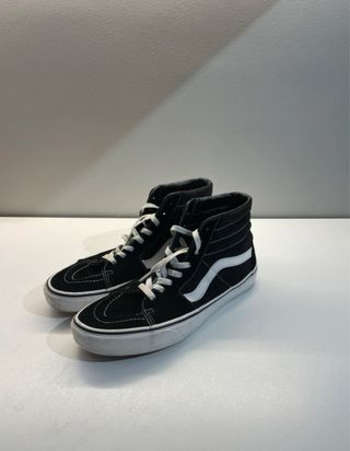 Tenis Vans Sk8-Hi Negro/Blanco