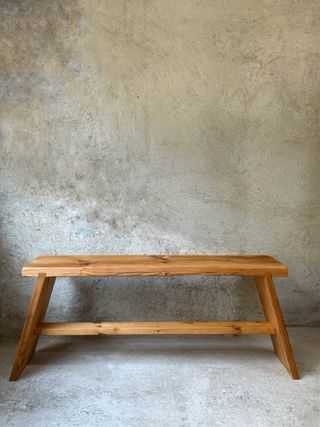 Banco rústico de madera