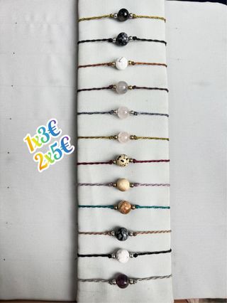 Pulseras piedras naturales 1x3€ 2x5€