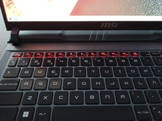 MSI 16"/ i9 14900HX/ RTX 4070/ 64 GB 4800Mhz/ 1 TB