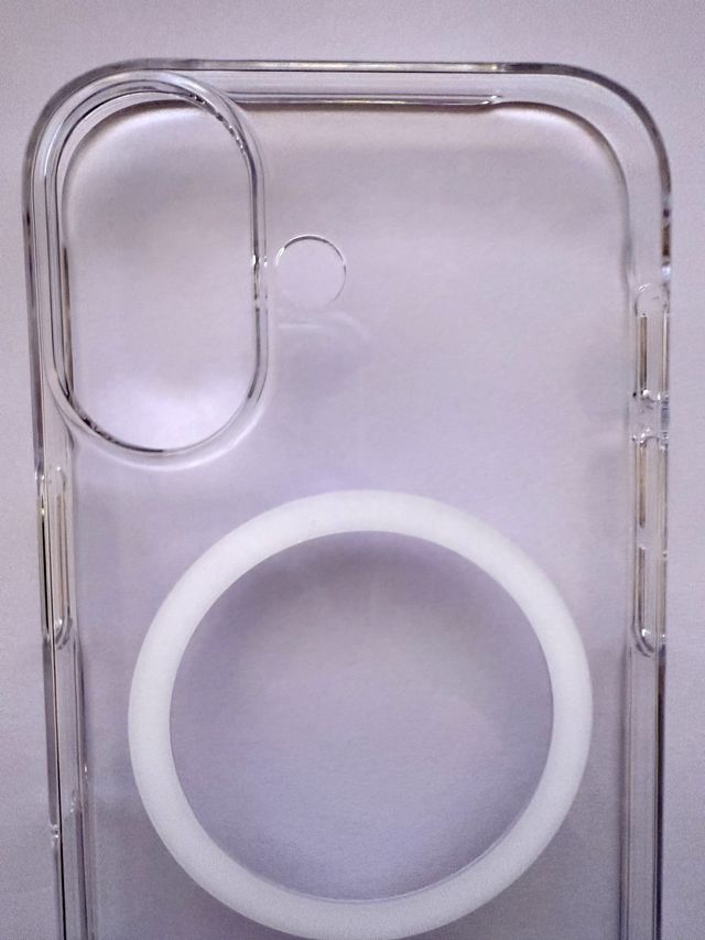 Custodia iPhone 17 trasparente MagSafe