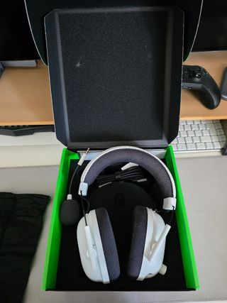 Razer BlackShark V2 Pro Auriculares Inalámbricos