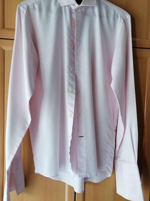 Camisa caballero doble puño rosa y blanca.