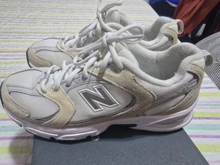 Zapatillas New Balance 530 Beige/Blanco