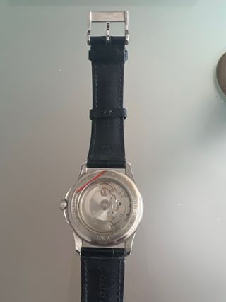 Reloj Gucci G-Timeless 126.4 Automático
