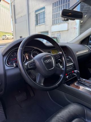 Audi Q7 2010