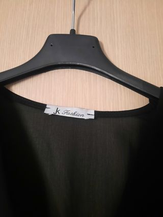 Maglia nera maniche lunghe