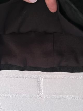 Mini falda de piel negra