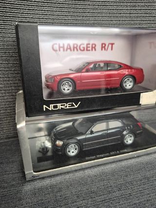 Lote 2 Coches 1/43 Norev Spark: Dodge Charger SRT8