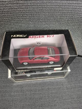 Lote 2 Coches 1/43 Norev Spark: Dodge Charger SRT8
