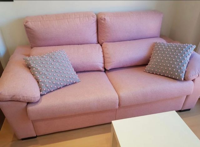 Sofá rosa 3 plazas
