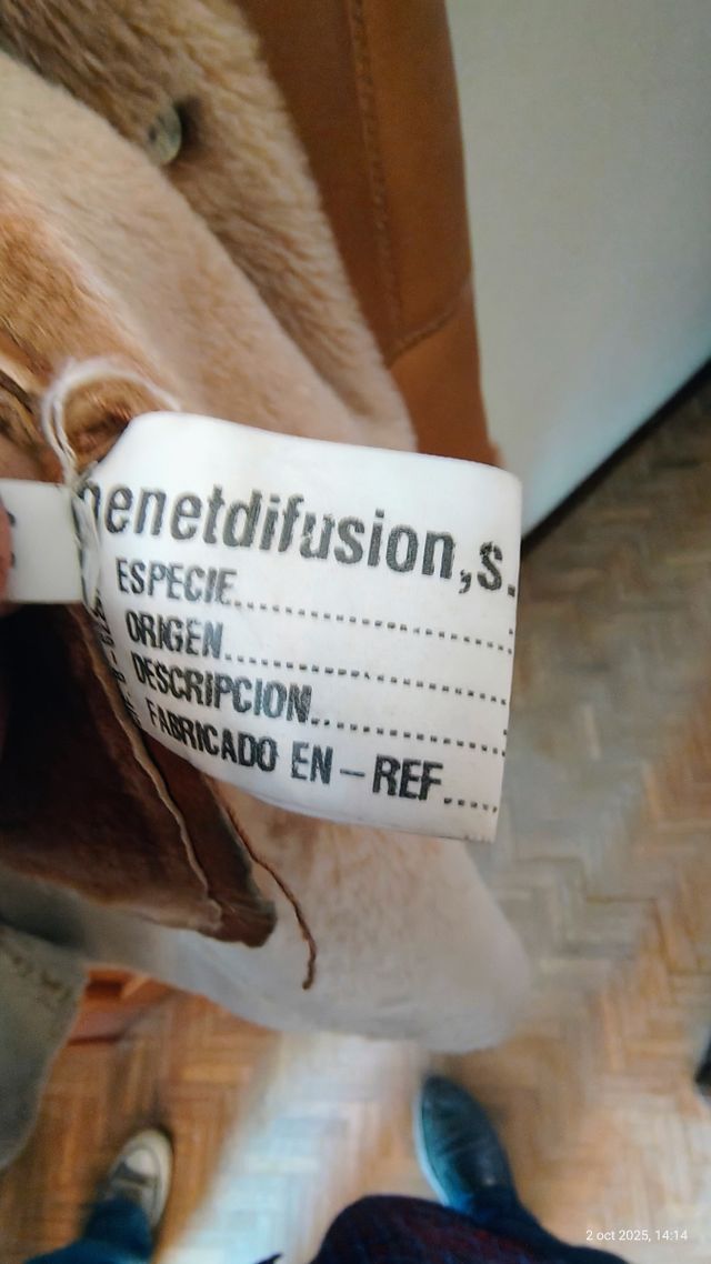 Abrigo de piel cuero