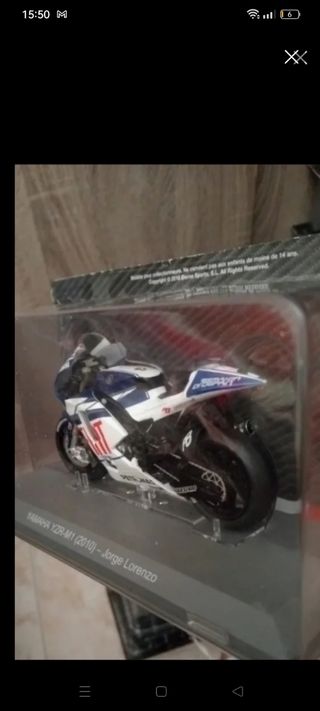Moto GP Jorge Lorenzo Yamaha YZR-M1 2010