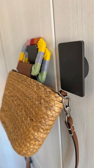 Bolso de paja con asa multicolor