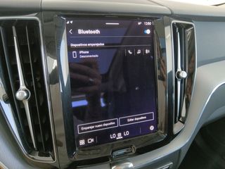 Volvo XC60 B4 2WD Plus Dark MHEV