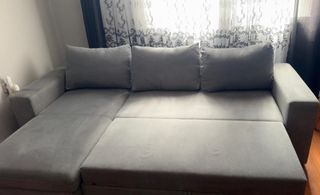 Mesa de comedor con 4 sillas,sofa cama con arcón