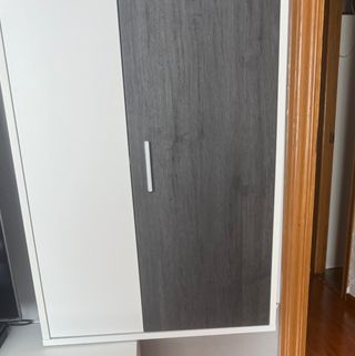 Mesa de comedor con 4 sillas,sofa cama con arcón