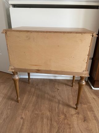 Mesa antigua vintage de madera