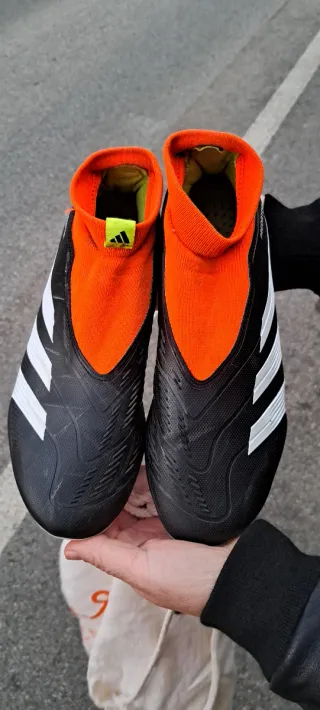 Scarpe calcio Adidas Predator arancioni nere